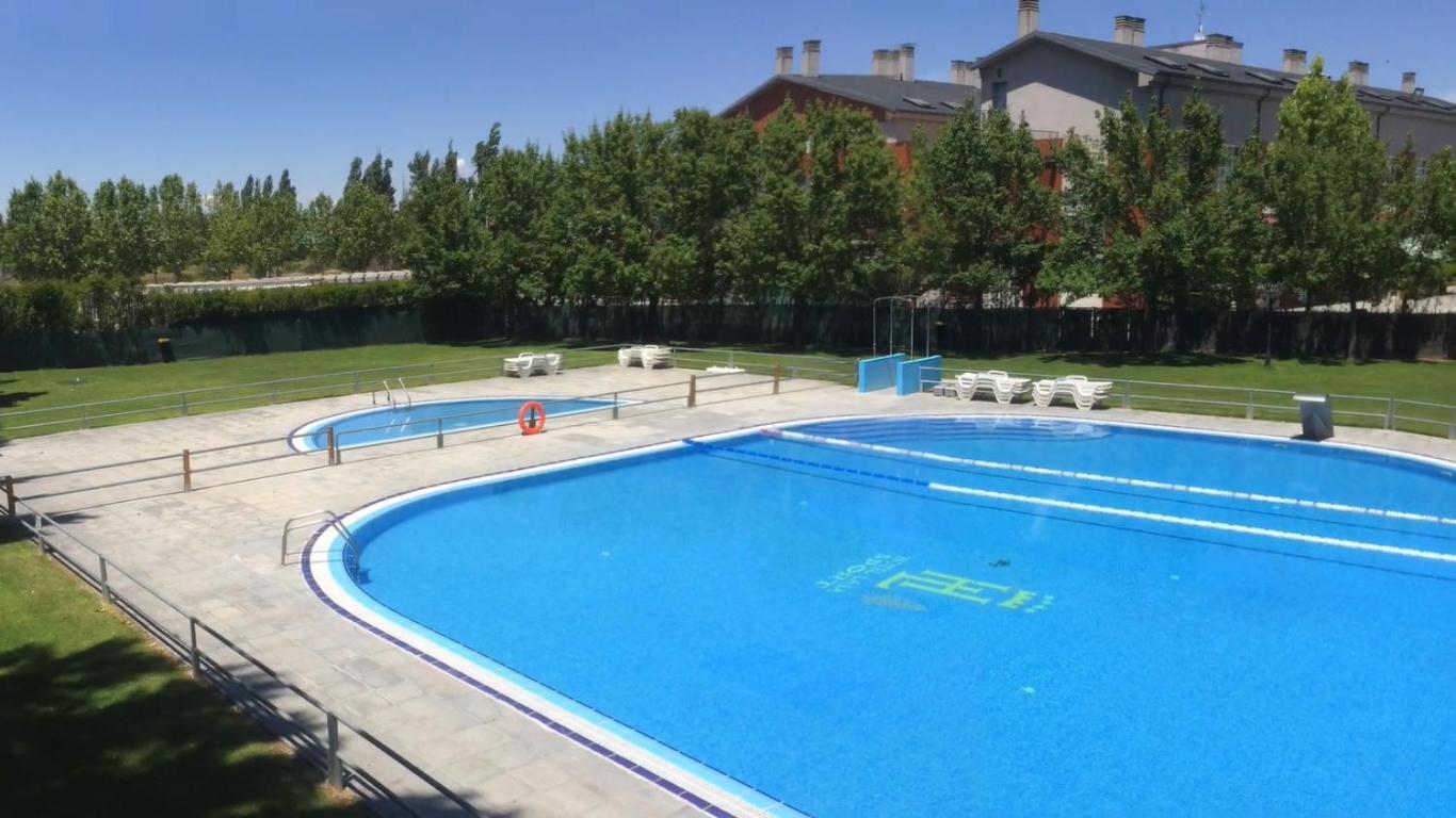 Hotel Lasa Sport Valladolid Exterior foto